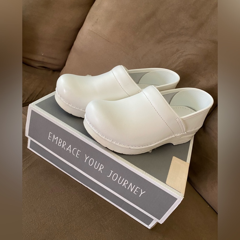 Brand new Dansko professional white clogs